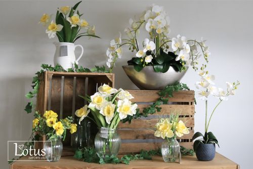 Artificial Flowers & Floral Arrangements